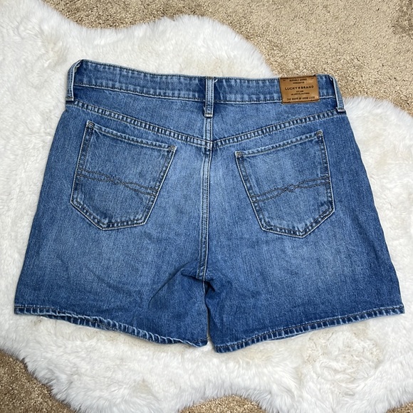 Lucky brand boyfriend Jean shorts size 6/28 - Picture 3 of 10